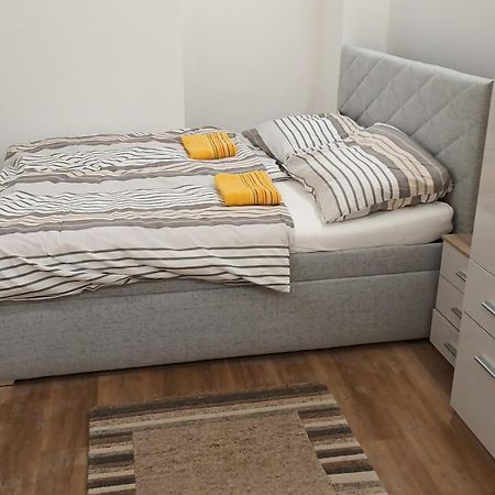 D57 - Appartments Park - Ubahn Виена Екстериор снимка